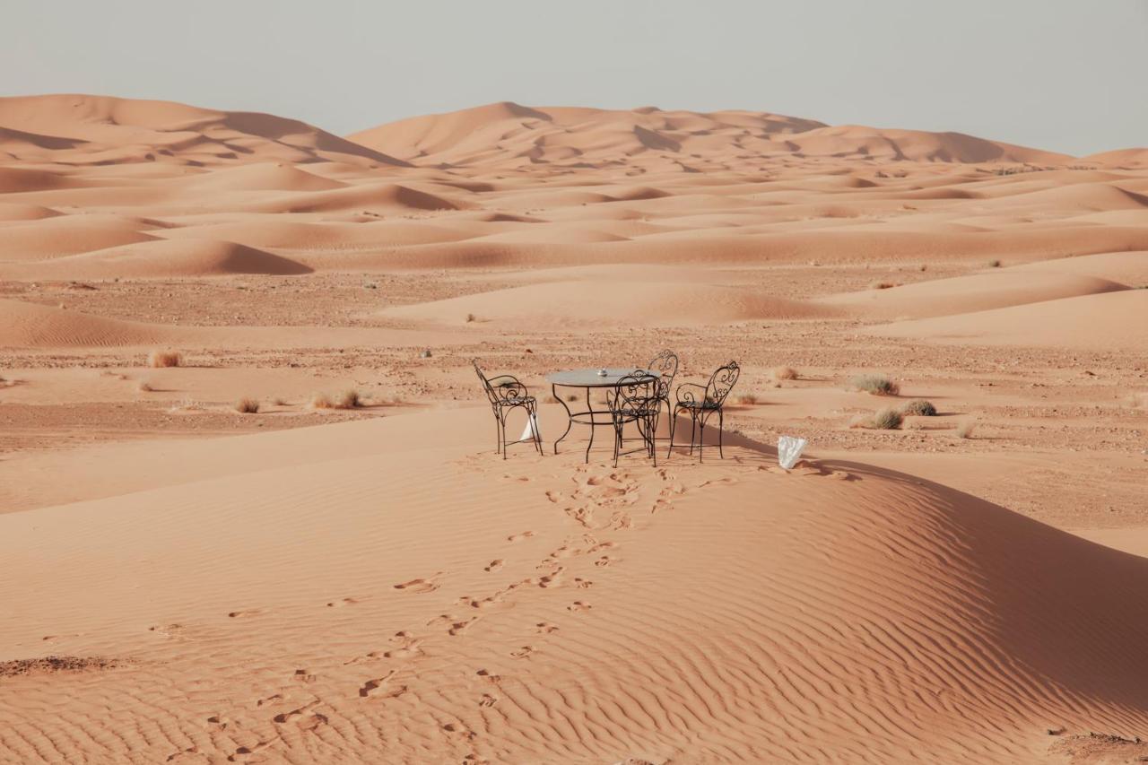 ホテル Soleil Camp & Camel Trekking メルズーガ エクステリア 写真